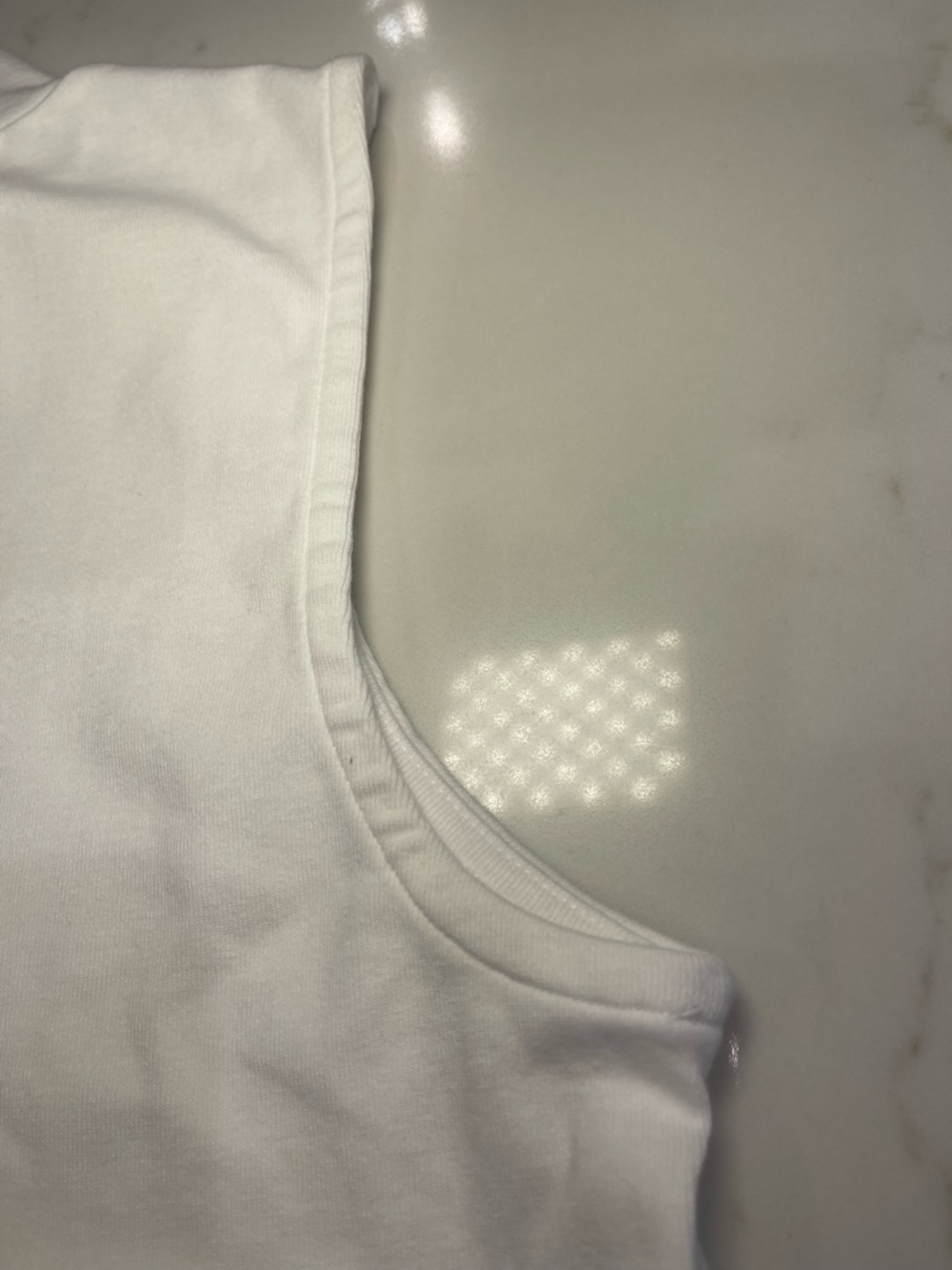 NWOT GAP Sleeveless Mock Neck Tank Top - White - Picture 9 of 12